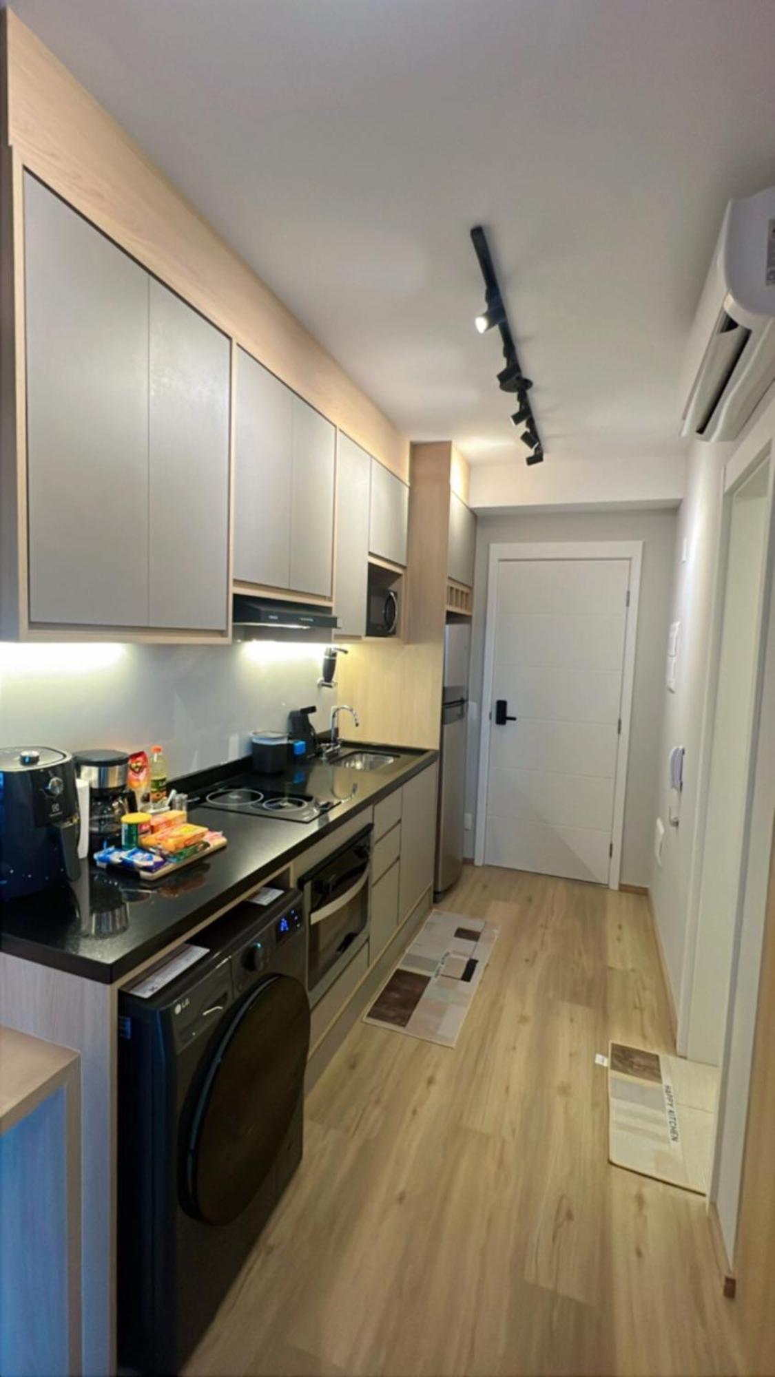 Metro Brooklin - Novo E Charmoso - Completo - Ar Condicionado Apartamento São Paulo