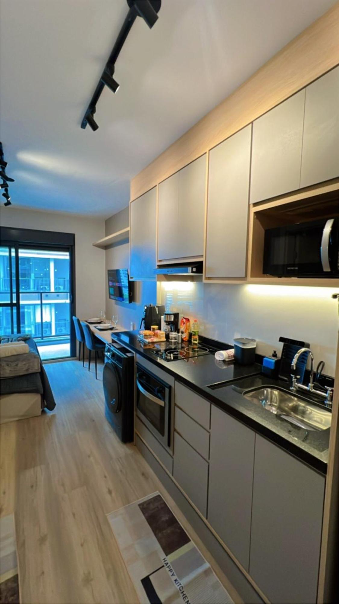 Metro Brooklin - Novo E Charmoso - Completo - Ar Condicionado Apartamento São Paulo